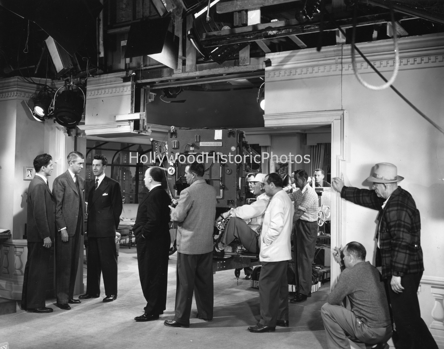 Universal ROPE Hitchcock 1948 WM.jpg